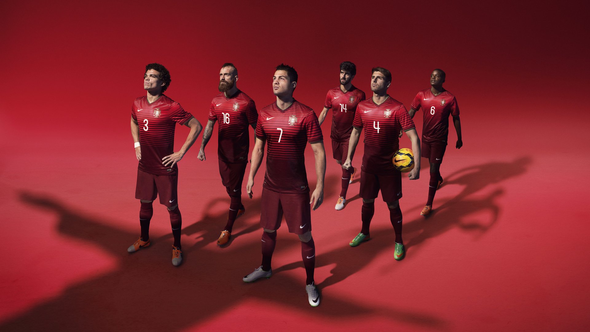 非洲雄狮咆哮伯纳乌，喀麦隆掀翻西班牙，欧冠半决赛的颠覆之夜